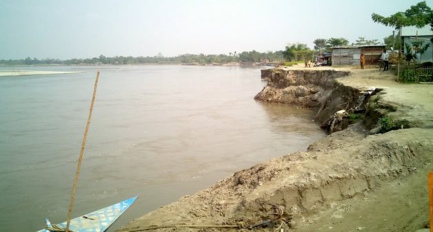 Riverbank erosion on the Beki River continually threatens habitations in Barpeta district of Assam. (Photo by Sayanangshu Modak)
