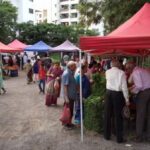 People find it convenient to buy vegetables at the weekly farmers’ markets in Pune. (Photo by Ajit Kanitkar)