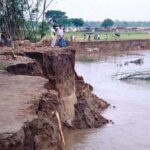 Unchecked river erosion has led to loss of habitation and livelihoods (Photo by Tarun Kanti Bose)