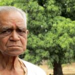 Recurring droughts have reduced the annual income of Ramvithal Valse, a farmer from Sonwati villlage in Latur district of Maharashtra, by 80% in the past 6-7 years. (Photo by Nidhi Jamwal)