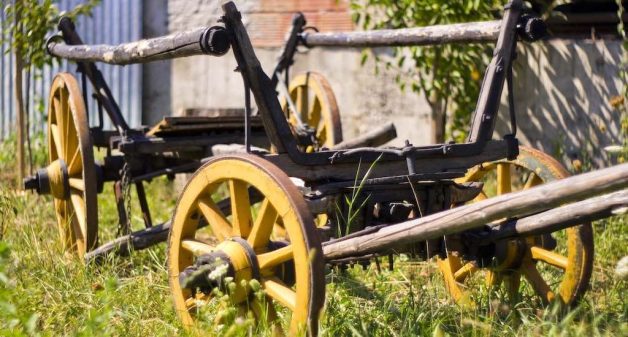 Solutions like improved bullock carts do not cut any ice with the poor any more. (Photo by Pixabay)