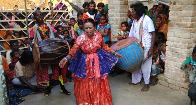 Girls become dancers to escape poverty, but end up being exploited by their masters. (Photo by Gurvinder Singh)
