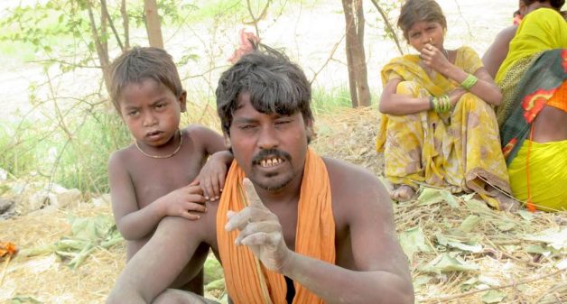 Nanda Musahar lost his daughter and son due to a callous state healthcare system (Photo by Tarun Kanti Bose)