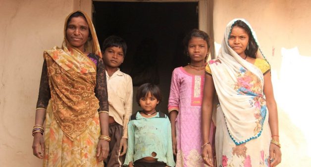 Families in Rampura face homelessness (Photo by Maithreyi Kamalanathan)