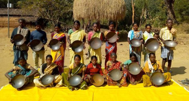 Women in rural Jharkhand have started using iron woks in large numbers (Photo by PHRN)